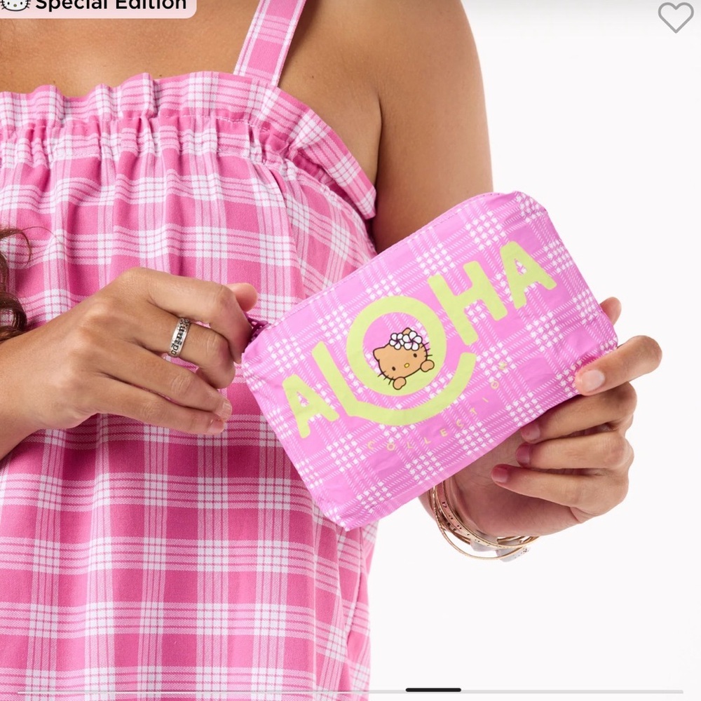 ALOHA Collection - Hello Kitty Collab - Picture 7 of 7